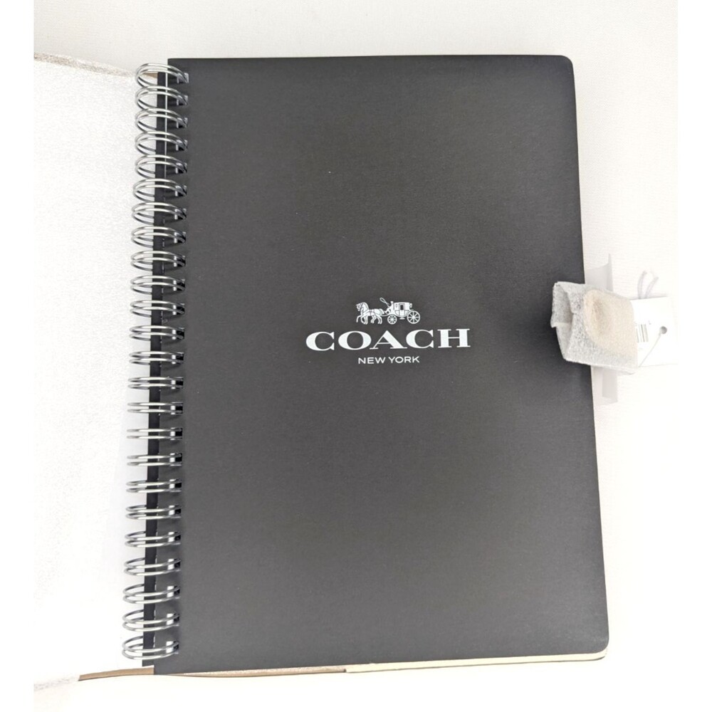 Coach Notebook - CZ198 White Chalk Signature Canvas/Smooth leather - NWT - Picture 4 of 8